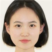 je suis chinoise et j'ai le certificat de qualification de mandarin standard, je parle couramment le français et l'anglais